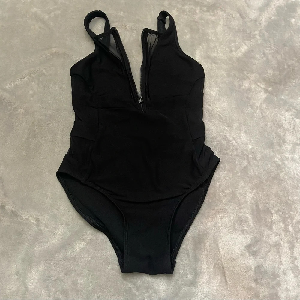 Jets by Jessika Allen One Piece Swimsuit 21061